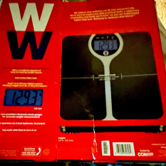 WW SCALE by CONAIR DIGITAL Glass WEIGHT SCALE new - Picture 1 of 4